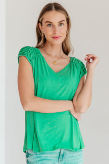  Ruched Cap Sleeve Top in Emerald